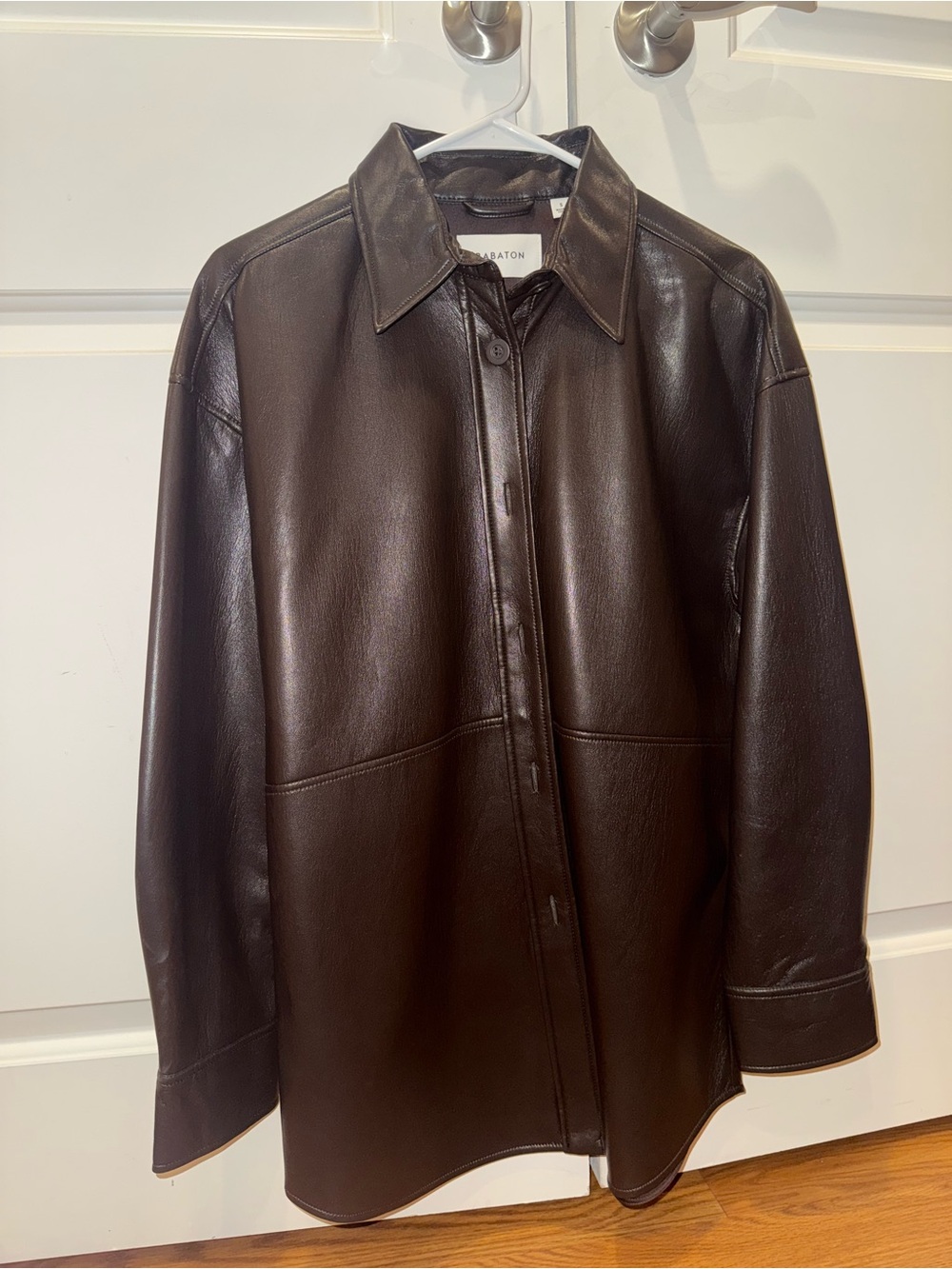 NWT Aritzia Babaton Pelli Faux Leather Button-Up Shirt Jacket in rich mocha brow